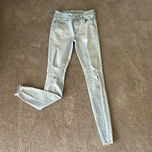 American Eagle Light Blue Jeans